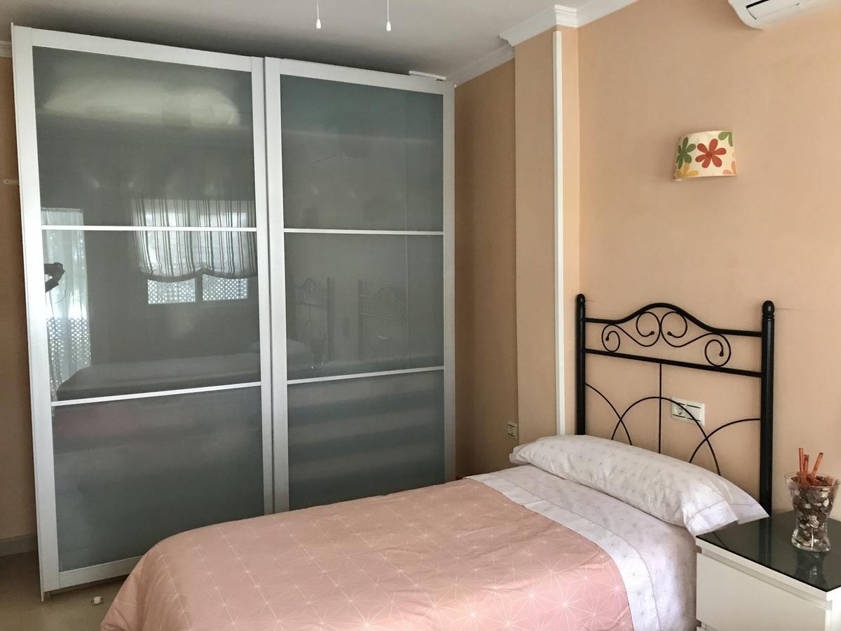Apartamento Holidays On The Beach Torremolinos Kültér fotó