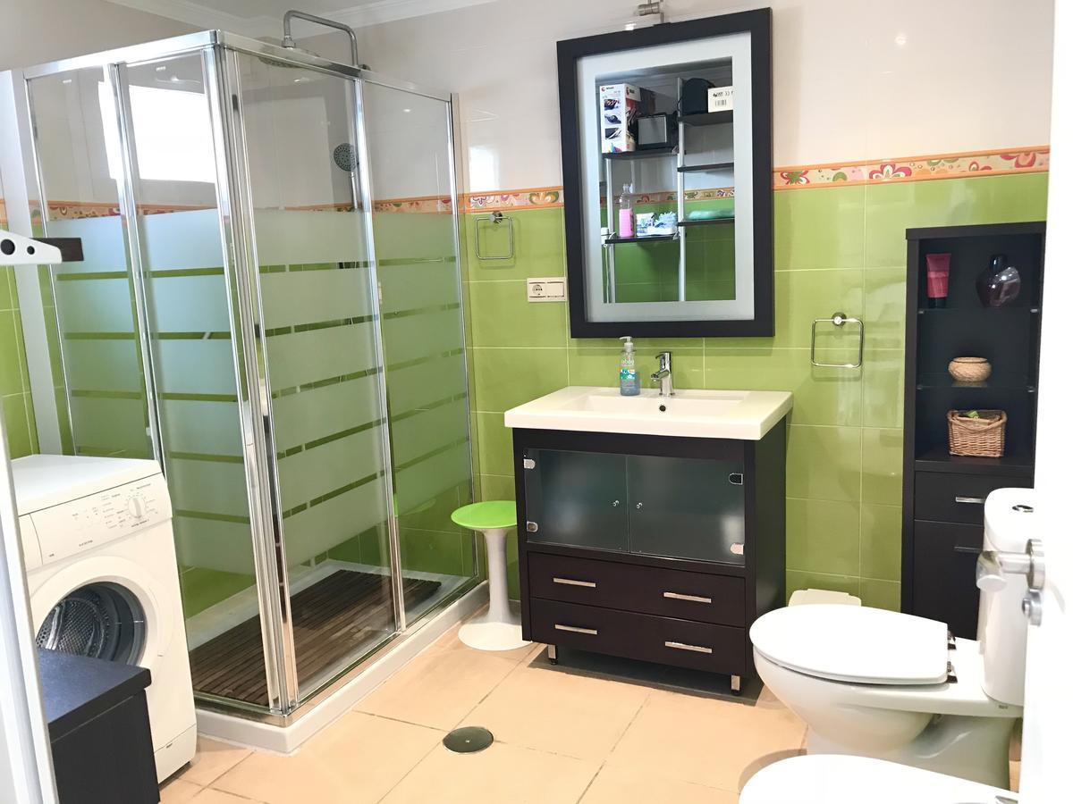 Apartamento Holidays On The Beach Torremolinos Kültér fotó