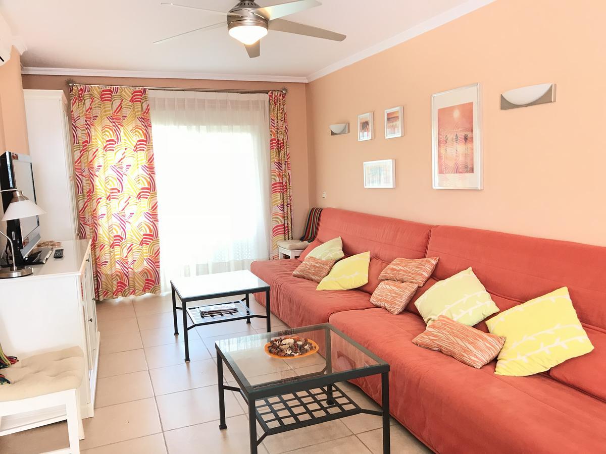 Apartamento Holidays On The Beach Torremolinos Kültér fotó