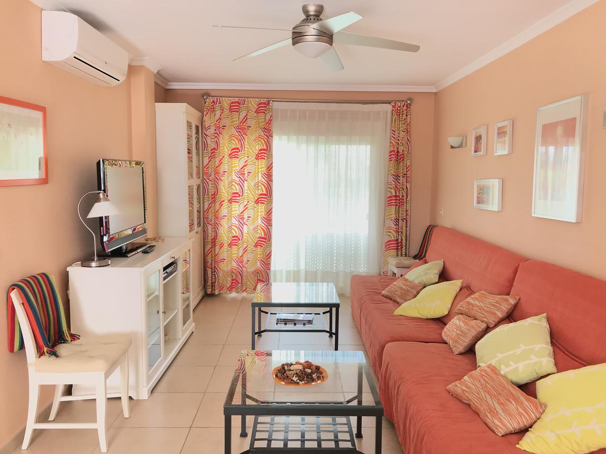 Apartamento Holidays On The Beach Torremolinos Kültér fotó