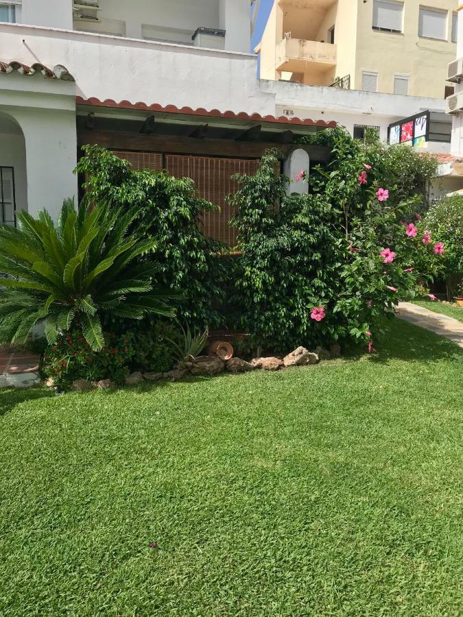 Apartamento Holidays On The Beach Torremolinos Kültér fotó