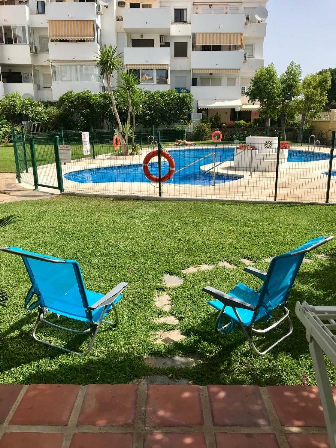 Apartamento Holidays On The Beach Torremolinos Kültér fotó