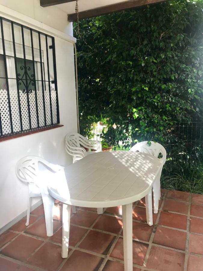 Apartamento Holidays On The Beach Torremolinos Kültér fotó